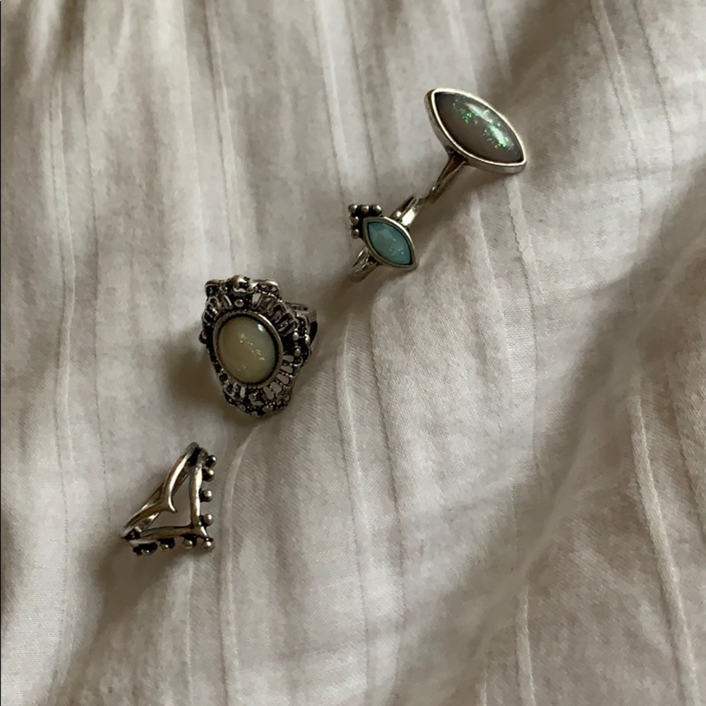 4 Silver Rings